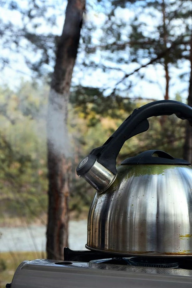 What Should Your Camping Kettle Be Made From